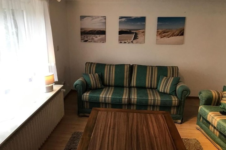 Room 27 of 44