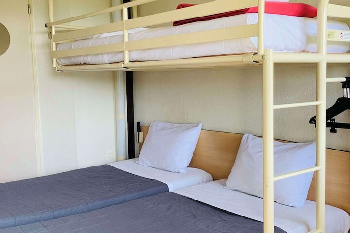 Room 20 of 44