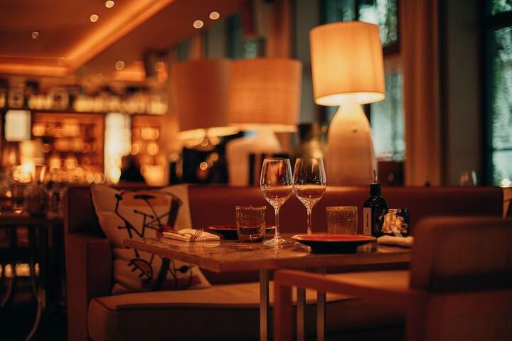 Dining 57 of 76