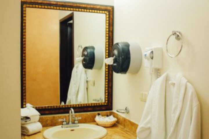 Room 17 of 52