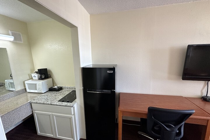 Single Room (6 of 9)