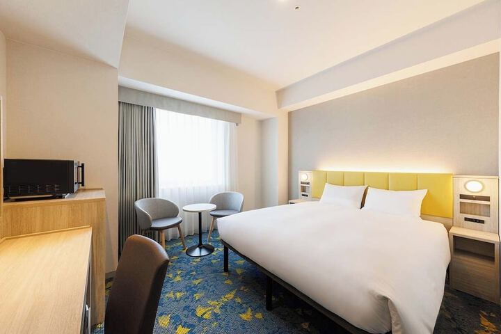 Room 9 of 39