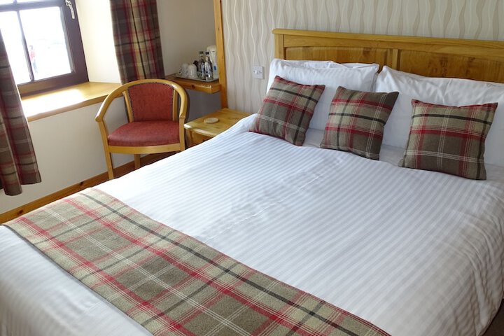 Room 10 of 22