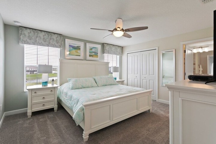 Room 6 of 26