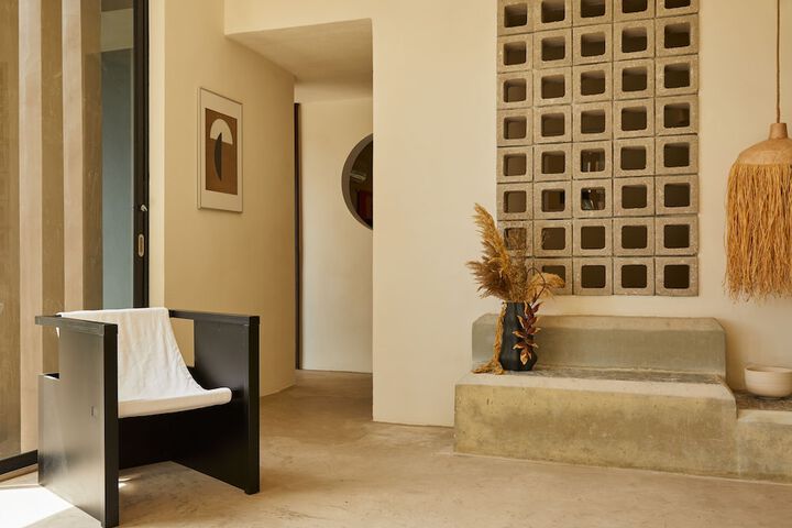 Room 27 of 57