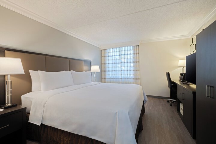 Room 14 of 85