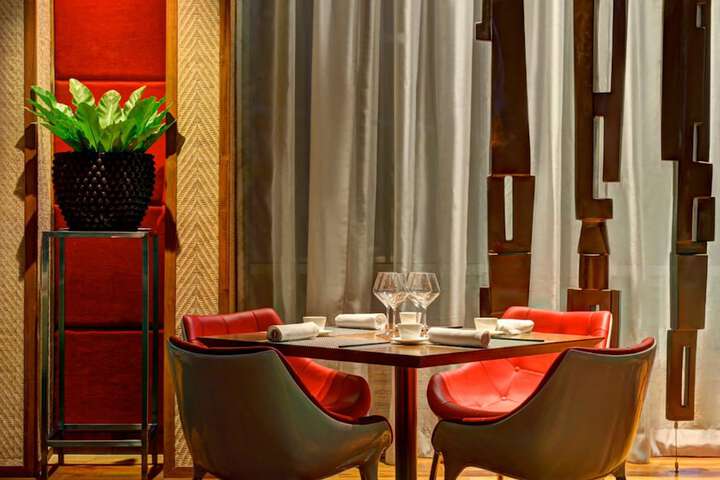 Dining Photos