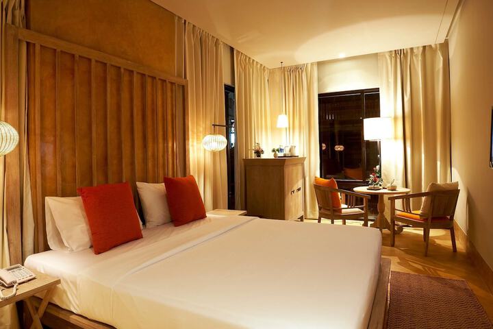 Room 26 of 83