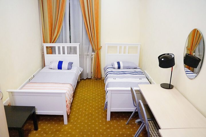 Room 21 of 26
