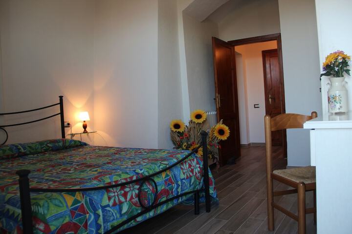 Room 6 of 51