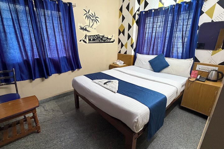 Room 32 of 55
