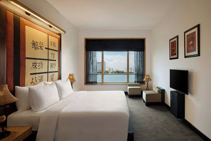 Room 20 of 63