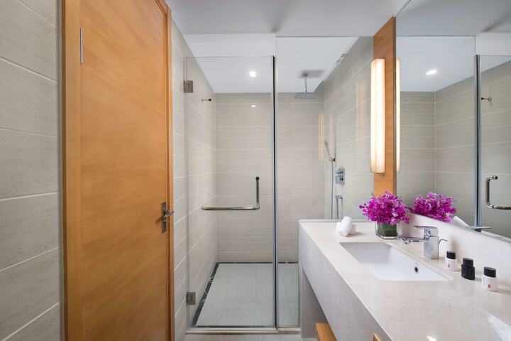 Clean Restrooms