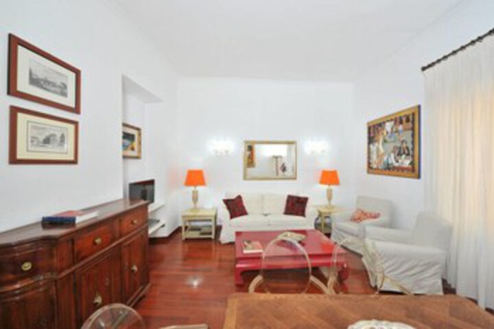Room 15 of 24
