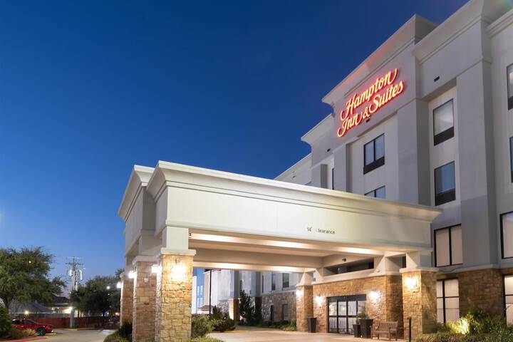 Hotel 77 of 80