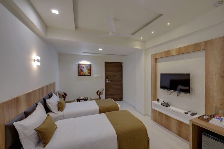Room 17 of 53