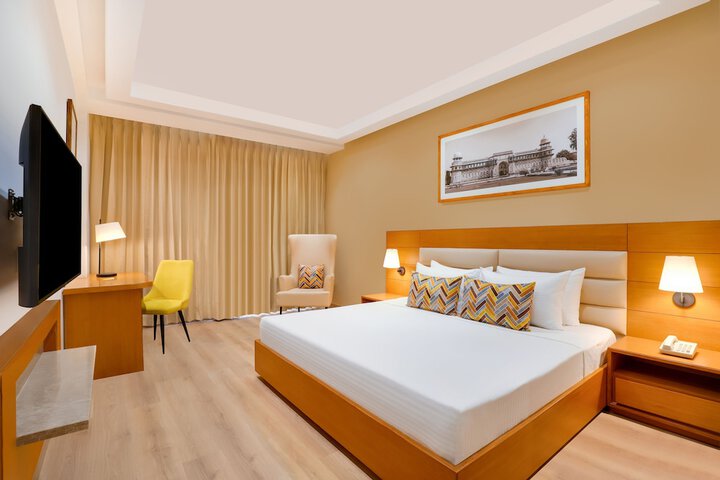 Room 8 of 44