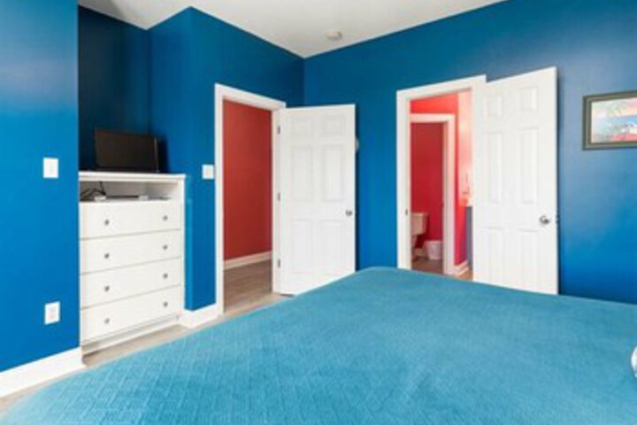 Room 34 of 36