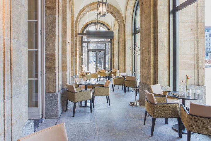 Cafe