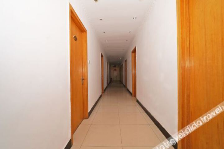 Hotel Interior 5 of 14