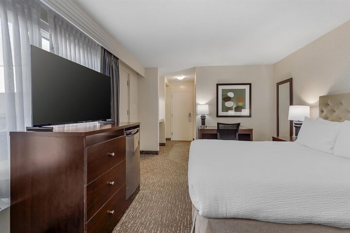 Room 14 of 61