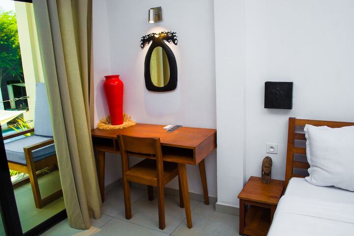 Room 15 of 44