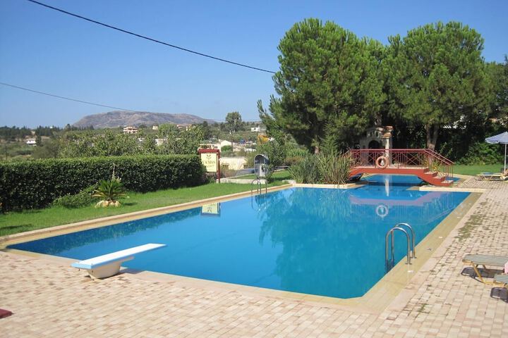 Hotel with Pool
