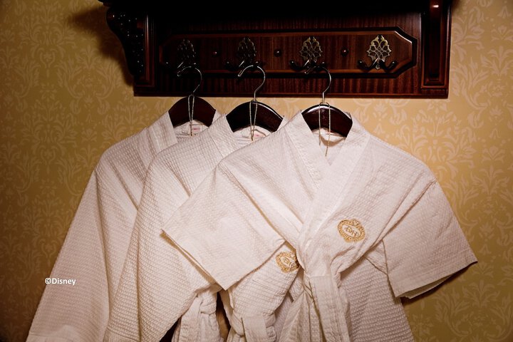 Room 10 of 84