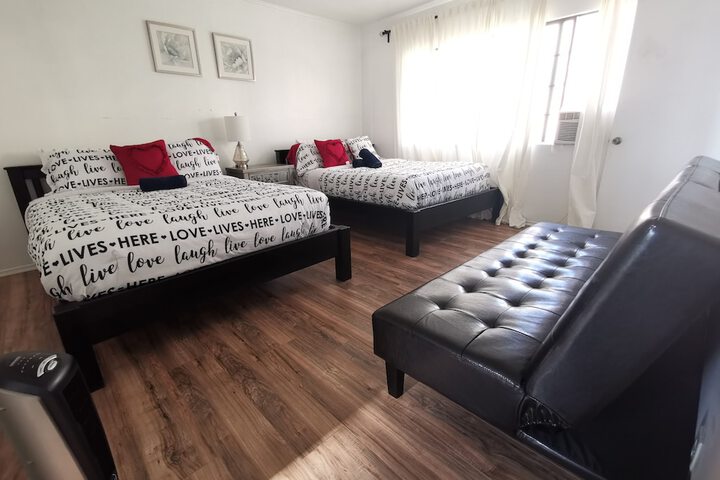 Room 15 of 38
