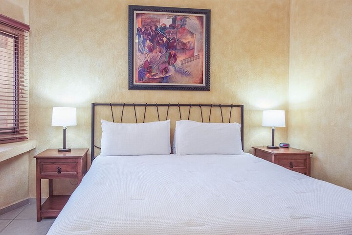 Room 41 of 599