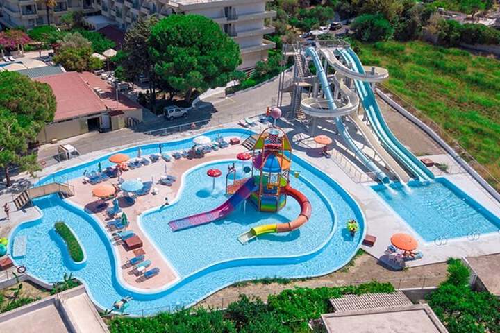 Pool 49 of 69