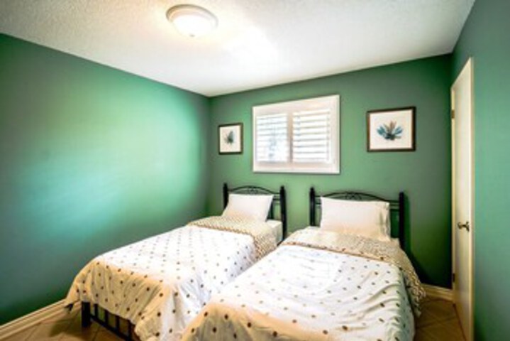 Room 25 of 26