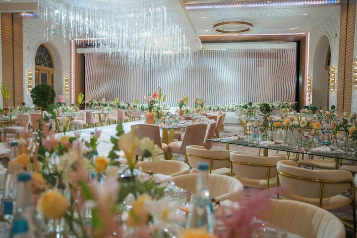 Ballroom/Hall 163 of 188