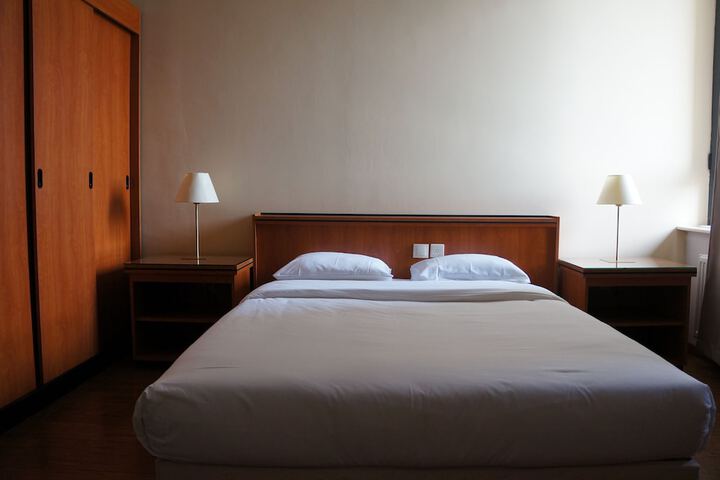 Room 5 of 23