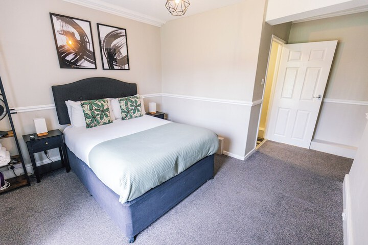 Room 60 of 156