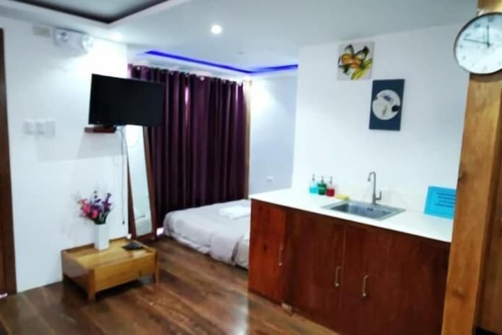 Room 13 of 50