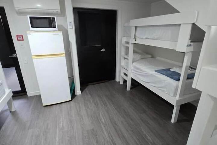 Room 21 of 58