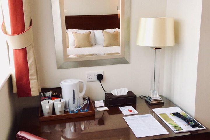 Room 13 of 53