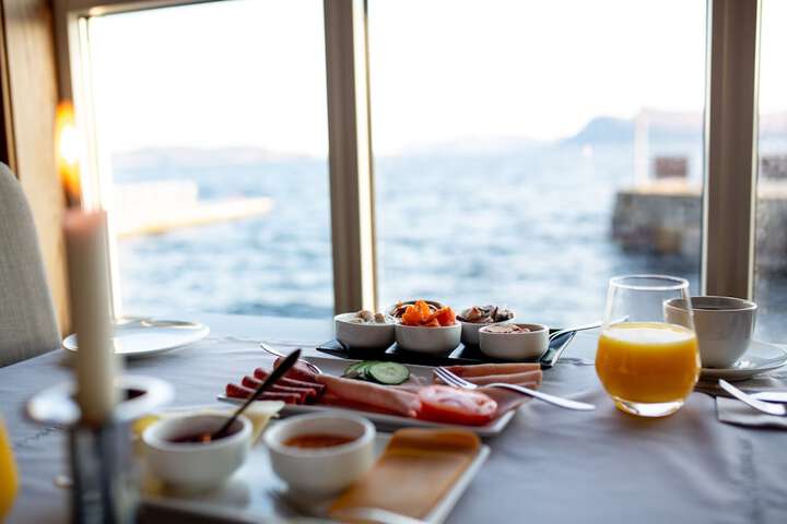 Breakfast/Coffee Service 38 of 41