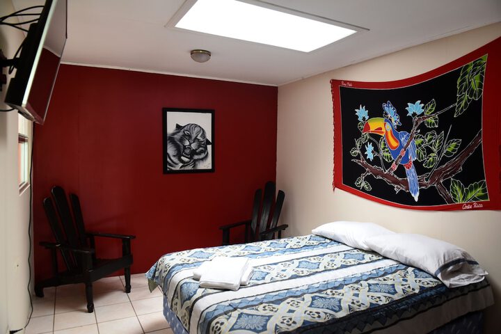 Room 6 of 29