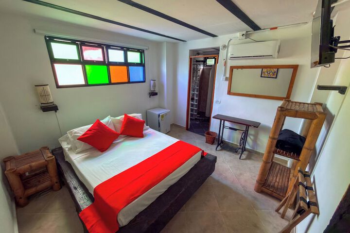 Room 19 of 35
