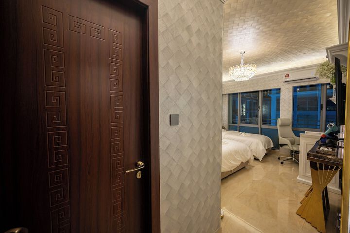 Room 89 of 285