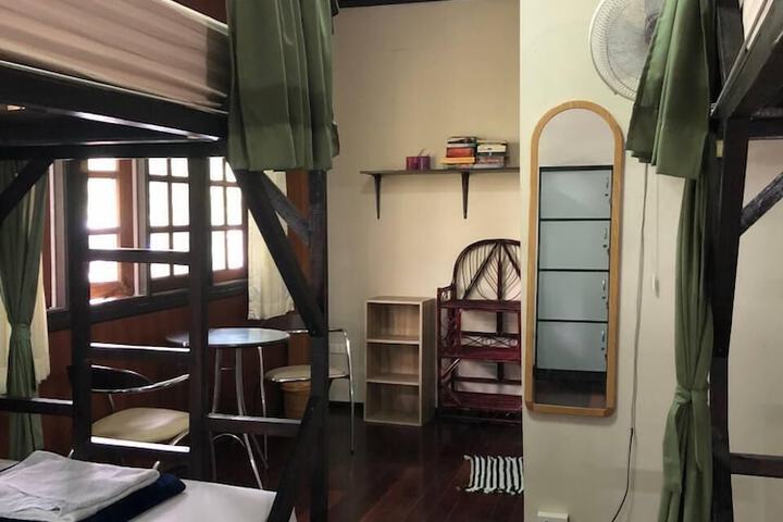 Room 16 of 53