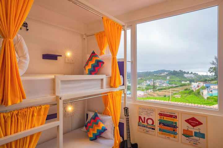 Room 38 of 63