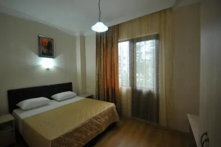 Room 10 of 15
