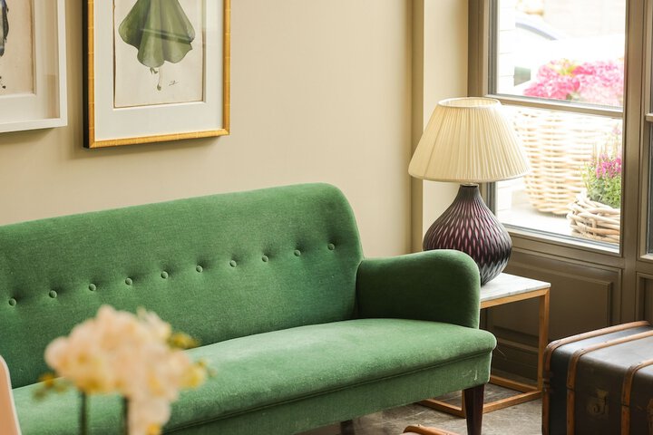 Hotel Interior 7 of 80