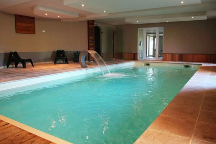 Pool 13 of 22