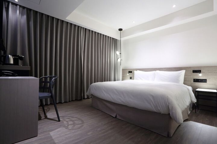Room 17 of 67