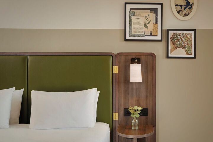 Room 8 of 56