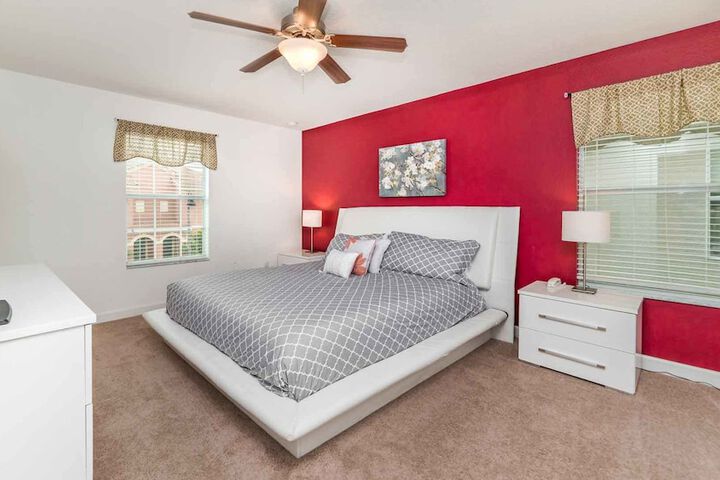 Room 5 of 24